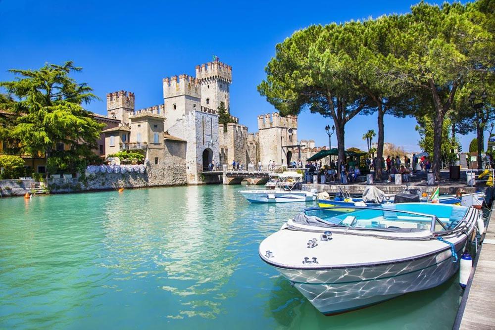 Appartement Discovery Flat With Pool & Bikes à Sirmione Extérieur photo