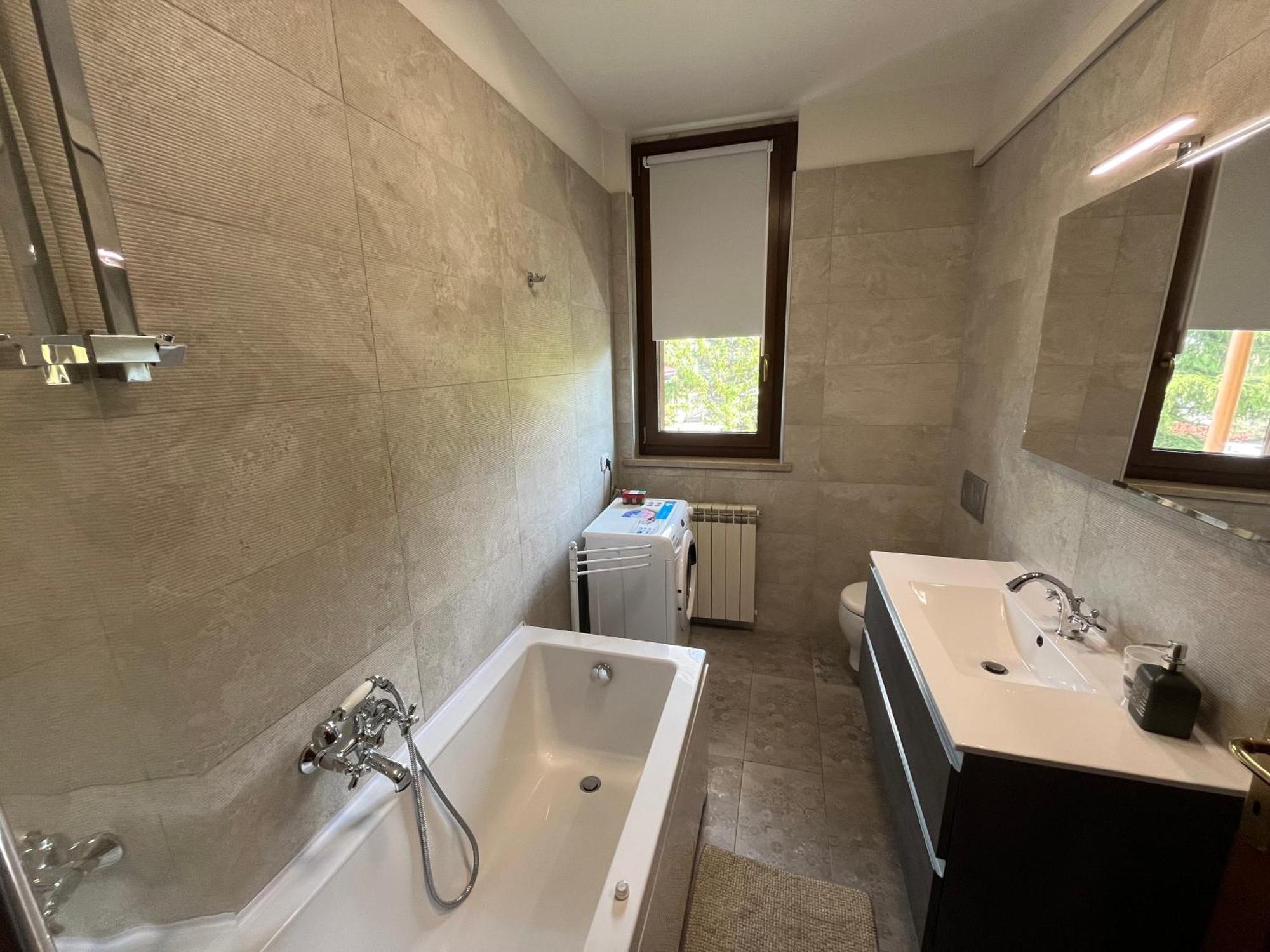 Appartement Discovery Flat With Pool & Bikes à Sirmione Extérieur photo